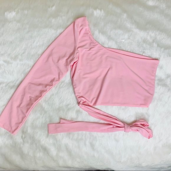 Cutout One-Shoulder Top - Picture 4 of 9